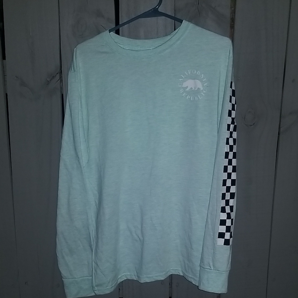 Vibe Mint Green Long Sleeve Shirt